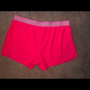 hot pink under armour shorts